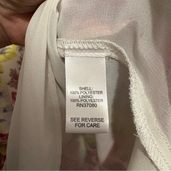 Cato Floral V-Neck Blouse in Pink and Yellow - Picture 5 of 6